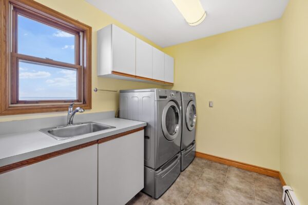 st andrews beach house main residence main level laundry room