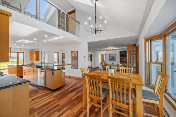 st andrew's beach house kitchen and dining area